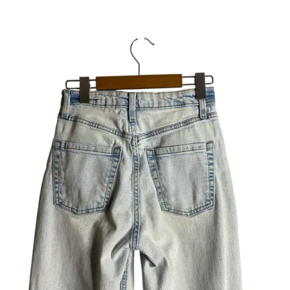 Wild Fable Women’s Light Blue Distressed Super High Rise Straight Leg Jeans - Picture 8 of 9
